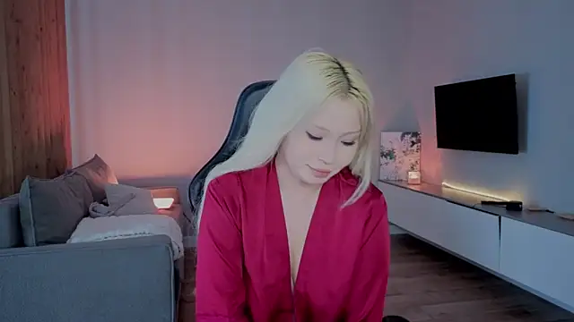 RileyMee online show from 04/07/26, 05:08