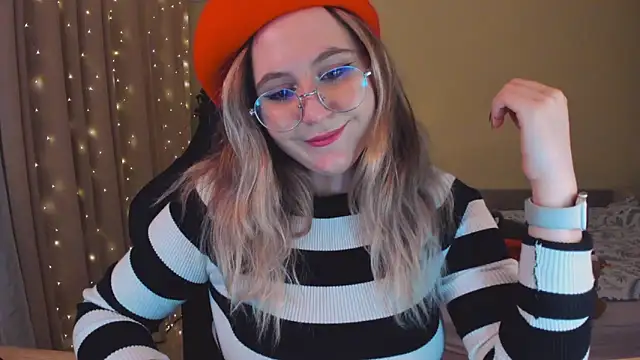 Diana Flower online show from 12/28/24, 02:21