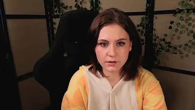 Diana Flower online show from 04/16/26, 08:48