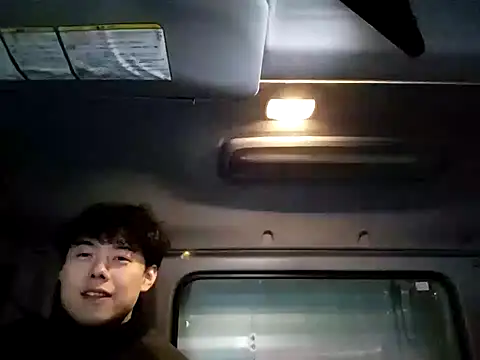 Snapshot of whitebriefboy chatting on 02/02/25, 02:24 whitebriefboy online show from 02/02/25, 02:24