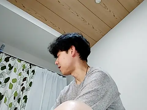 Snapshot of whitebriefboy chatting on 03/11/25, 05:35 whitebriefboy online show from 03/11/25, 05:35