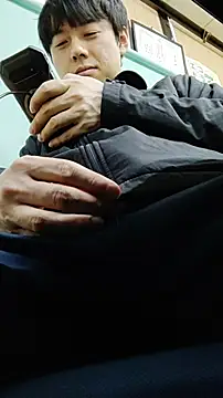 Snapshot of whitebriefboy chatting on 11/27/25, 12:07 whitebriefboy online show from 11/27/25, 12:07