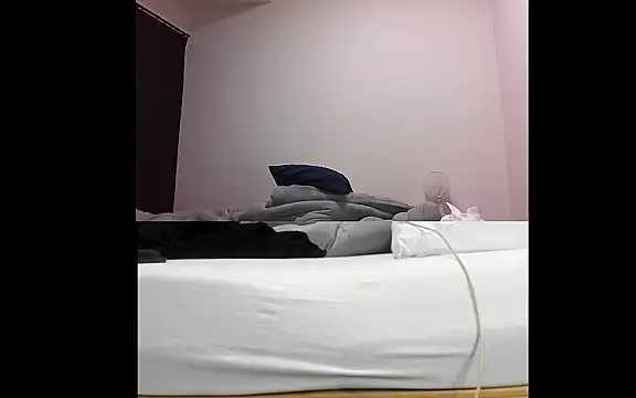 whitebriefboy online show from 02/17/26, 12:45