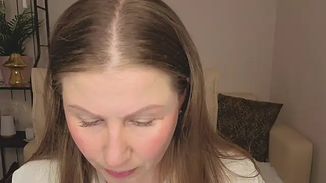 Helens love online show from 06/18/26, 03:29