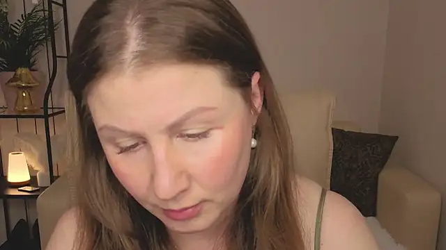 Helens love online show from 06/19/26, 02:16