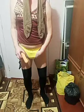 Snapshot of Caprron chatting on 01/12/25, 06:16 Caprron online show from 01/12/25, 06:16