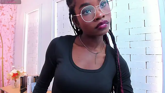 amber-hill online show from 02/13/25, 07:10