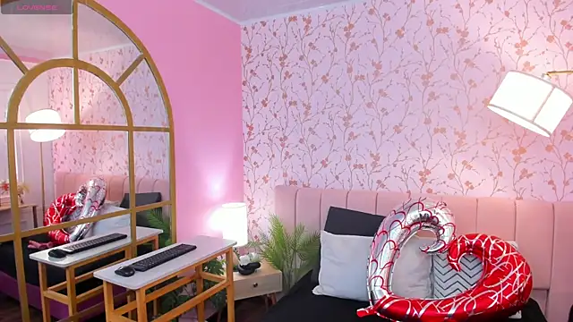 amber-hill online show from 02/16/25, 12:19