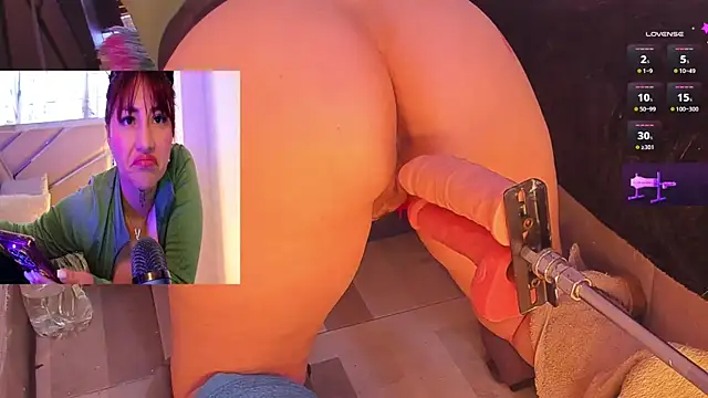 jolee   online show from 11/30/25, 09:41