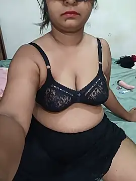 Snapshot of Reesha_99 chatting on 07/25/26, 04:59 Reesha 99 online show from 07/25/26, 04:59