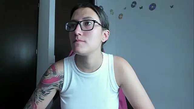 hitomi arata online show from 02/28/25, 07:25