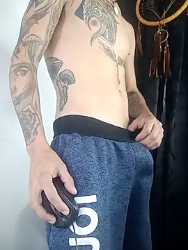 Snapshot of semalas69 chatting on 03/21/25, 12:07 semalas69 online show from 03/21/25, 12:07