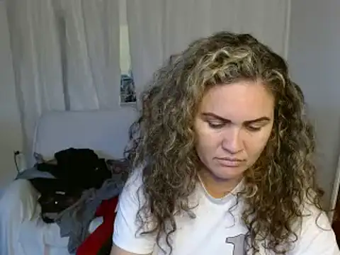 helenca43 online show from 03/20/25, 08:29