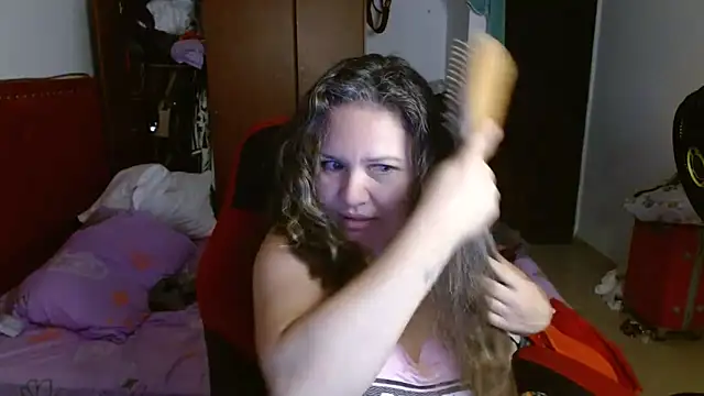 helenca43 online show from 12/01/25, 11:04