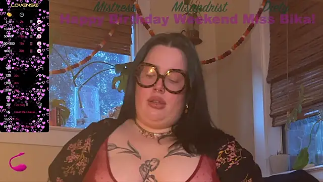 MissBika online show from 01/13/25, 01:02