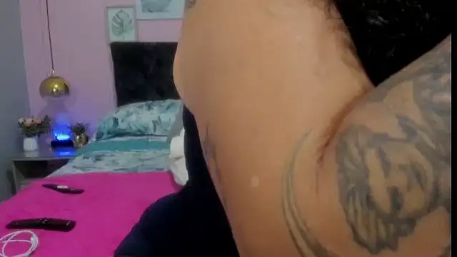 Snapshot of valeriasexxx chatting on 02/11/25, 08:26 valeriasexxx online show from 02/11/25, 08:26