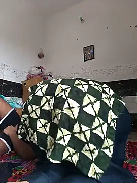 Snapshot of riya190 chatting on 09/18/25, 09:00 riya190 online show from 09/18/25, 09:00