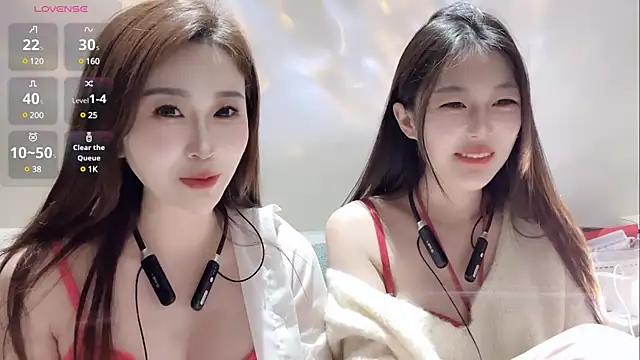 Snapshot of Sweet-Angel999 chatting on 02/01/25, 04:54 Sweet-Angel999 online show from 02/01/25, 04:54