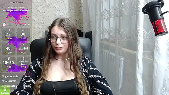 Nana Hot online show from 02/04/25, 07:22