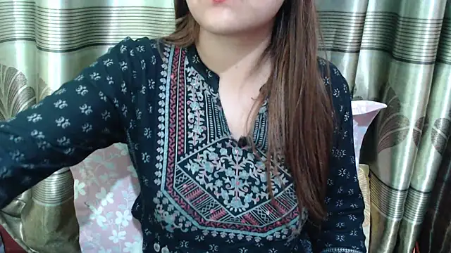 queen angelina online show from 02/22/26, 12:45