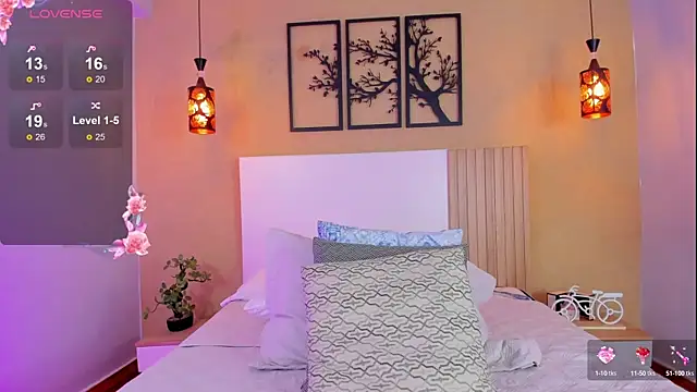 CamilleLynn online show from 12/30/24, 04:09