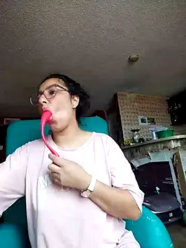 Im Alma  online show from 03/20/26, 01:49