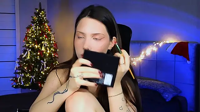 Stacy Gonzales  online show from 12/29/24, 06:14