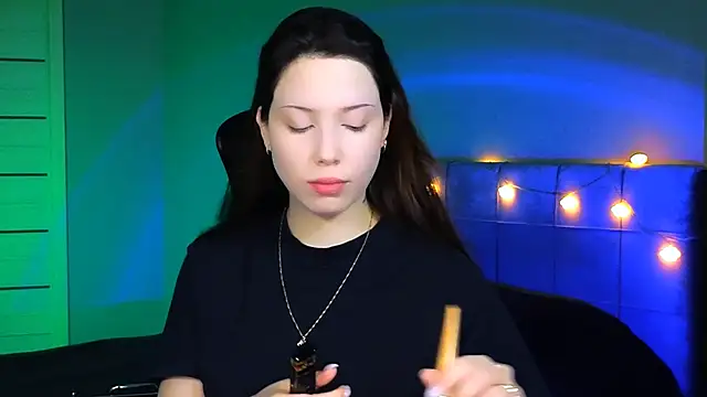 Stacy Gonzales  online show from 02/01/25, 06:21