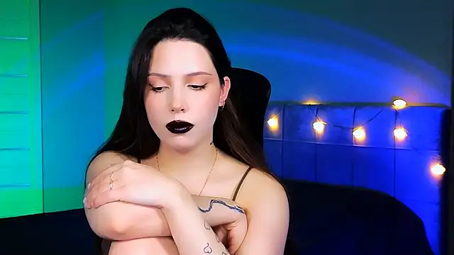 Stacy Gonzales  online show from 02/12/25, 09:31