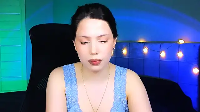 Stacy Gonzales  online show from 03/01/25, 08:34