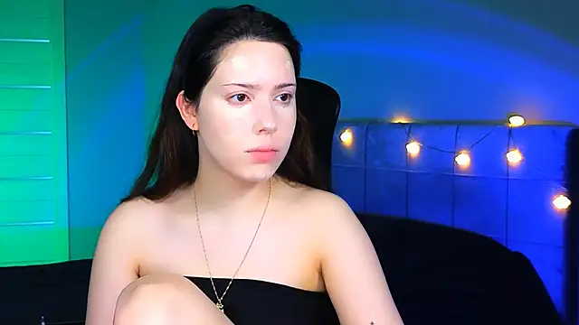 Stacy Gonzales  online show from 03/21/25, 06:16