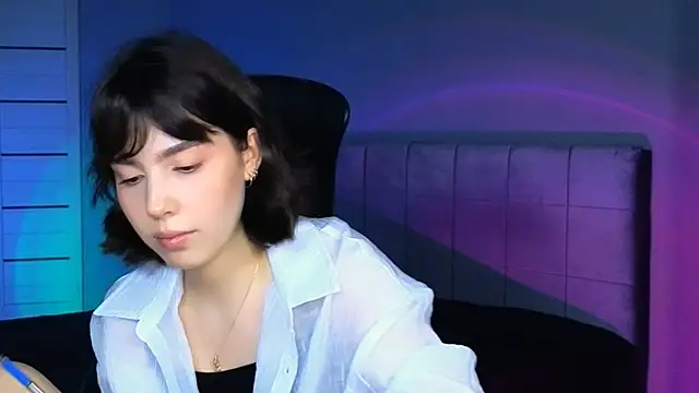 Stacy Gonzales  online show from 12/19/25, 11:39