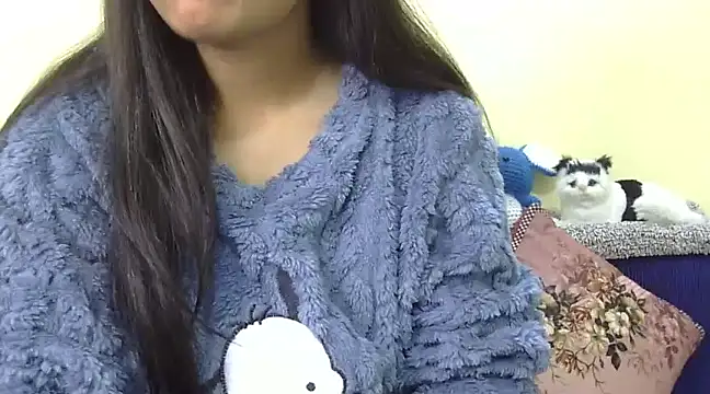 Snapshot of WildRuhi20 chatting on 12/21/24, 03:03 WildRuhi20 online show from 12/21/24, 03:03