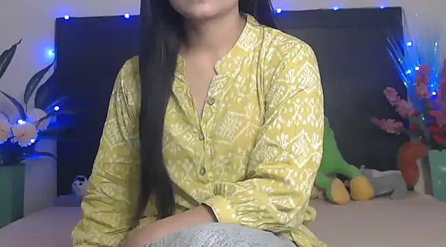 Snapshot of WildRuhi20 chatting on 03/09/25, 05:22 WildRuhi20 online show from 03/09/25, 05:22