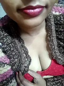 Snapshot of Wifesuman40 chatting on 12/16/24, 06:27 Wifesuman40 online show from 12/16/24, 06:27
