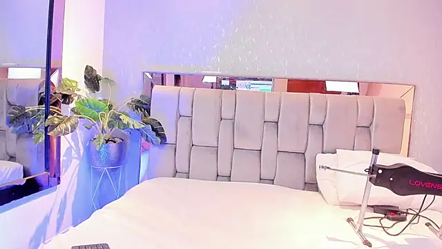 RoseTaylor   online show from 01/10/26, 04:58