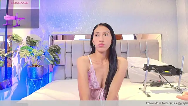 Snapshot of RoseTaylor__ chatting on 02/01/26, 05:39 RoseTaylor online show from 02/01/26, 05:39