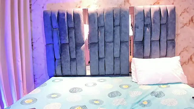 Snapshot of RoseTaylor__ chatting on 03/01/26, 05:09 RoseTaylor online show from 03/01/26, 05:09