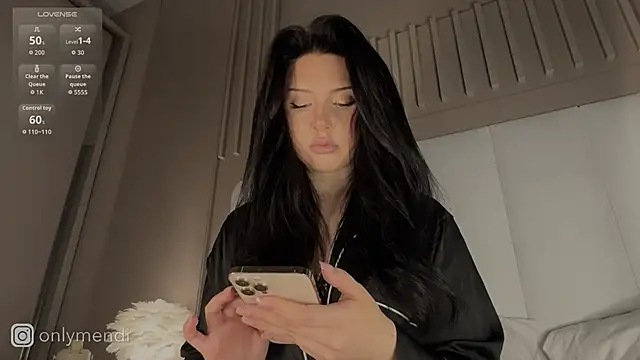 MENNDI online show from 10/07/25, 08:33