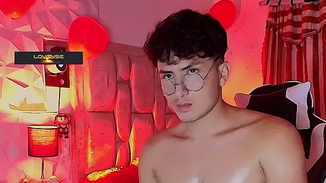 santyago taylor online show from 03/05/25, 10:21