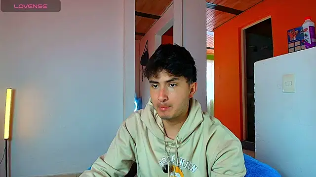 santyago taylor online show from 01/12/26, 06:35