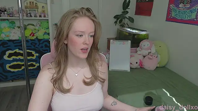 Daisy Dollxo online show from 04/27/26, 07:34