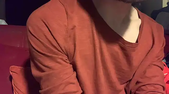 Snapshot of skatebored chatting on 03/11/25, 11:01 skatebored online show from 03/11/25, 11:01