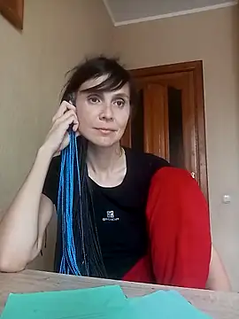 Francenia lolis online show from 09/08/25, 02:27