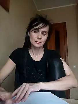 Francenia lolis online show from 11/27/25, 08:05