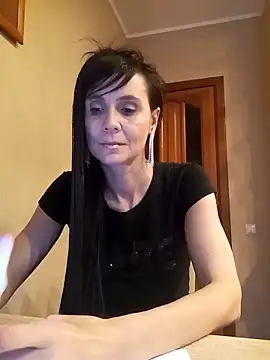 Francenia lolis online show from 02/07/26, 03:05