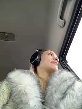 -Sexy Barbie- online show from 02/28/25, 07:15