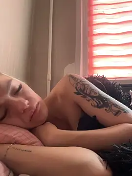 -Sexy Barbie- online show from 11/16/25, 03:23