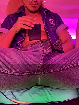 thesummerboy online show from 12/03/24, 11:22