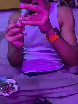 thesummerboy online show from 12/19/24, 10:21